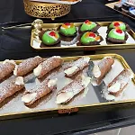 V&g לינה וארוחת בוקר 4*