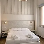 V&g Couette-café 4*