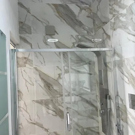فندق مبيت وإفطار V&g *