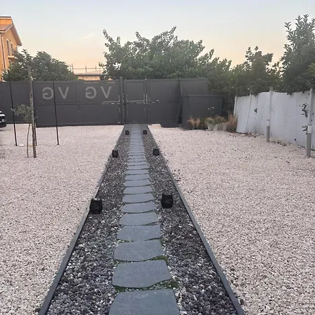 V&g فندق مبيت وإفطار *