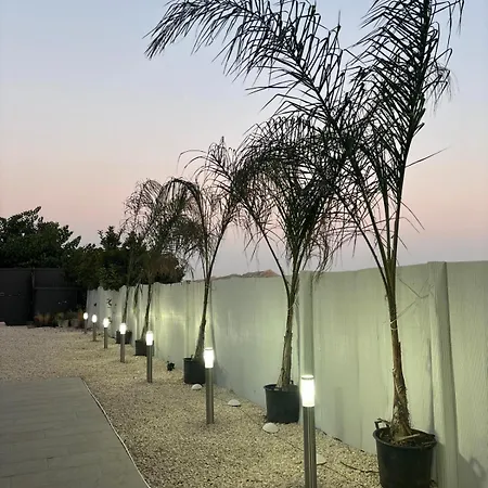 فندق مبيت وإفطار V&g *